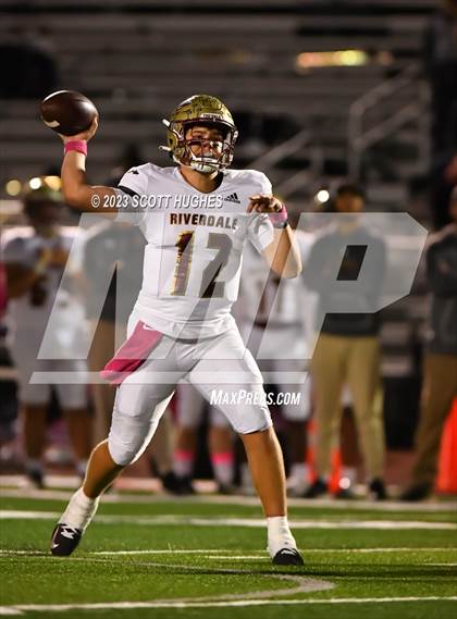 Thumbnail 1 in Riverdale @ Siegel photogallery.