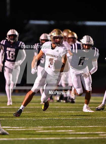 Thumbnail 3 in Riverdale @ Siegel photogallery.