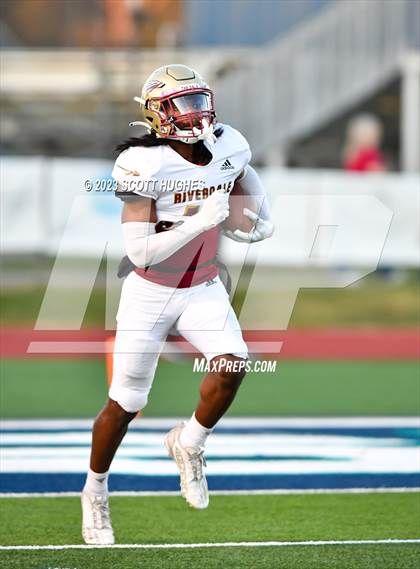 Thumbnail 1 in Riverdale @ Siegel photogallery.