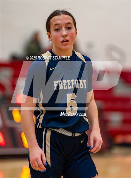 Thumbnail 3 in Freeport @ Oakland Catholic photogallery.