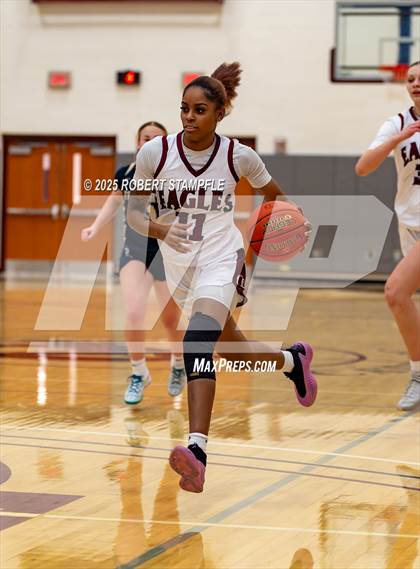 Thumbnail 3 in Freeport @ Oakland Catholic photogallery.