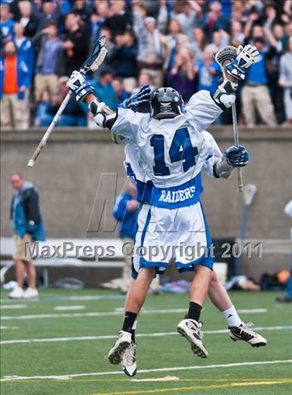 Thumbnail 2 in Dover-Sherborn vs. Weston (MIAA Division 3 East Final) photogallery.
