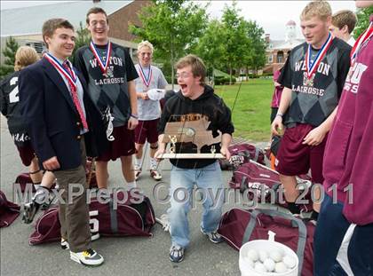 Thumbnail 2 in Dover-Sherborn vs. Weston (MIAA Division 3 East Final) photogallery.