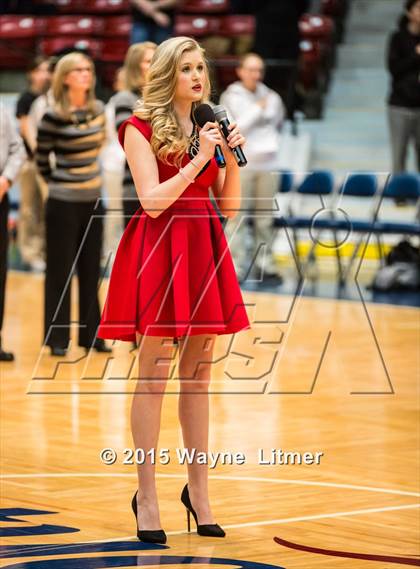 Thumbnail 3 in Murray vs Holy Cross (All A Classic Championship) photogallery.
