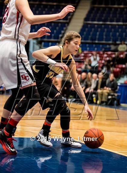 Thumbnail 2 in Murray vs Holy Cross (All A Classic Championship) photogallery.