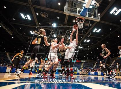 Thumbnail 3 in Murray vs Holy Cross (All A Classic Championship) photogallery.