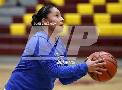 Thumbnail 1 in Catalina Foothills vs Nogales (Salpointe Cactus Clash) photogallery.