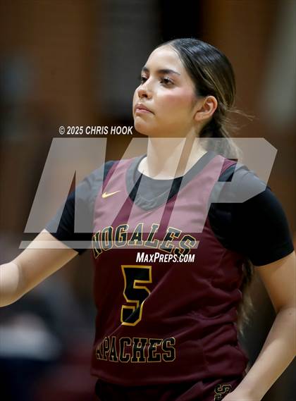 Thumbnail 3 in Catalina Foothills vs Nogales (Salpointe Cactus Clash) photogallery.