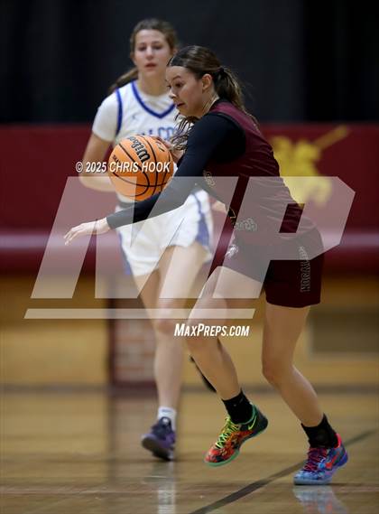 Thumbnail 1 in Catalina Foothills vs Nogales (Salpointe Cactus Clash) photogallery.