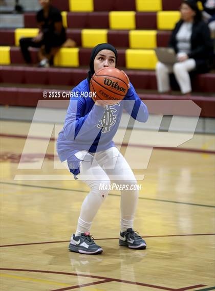 Thumbnail 1 in Catalina Foothills vs Nogales (Salpointe Cactus Clash) photogallery.