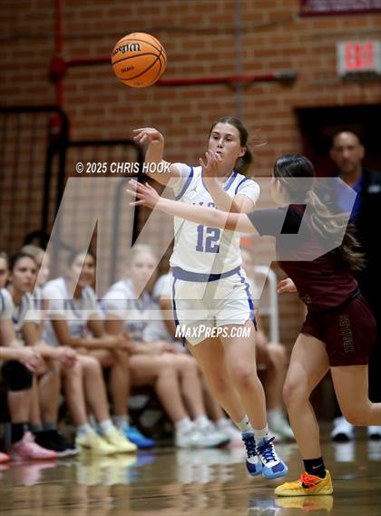 Thumbnail 3 in Catalina Foothills vs Nogales (Salpointe Cactus Clash) photogallery.