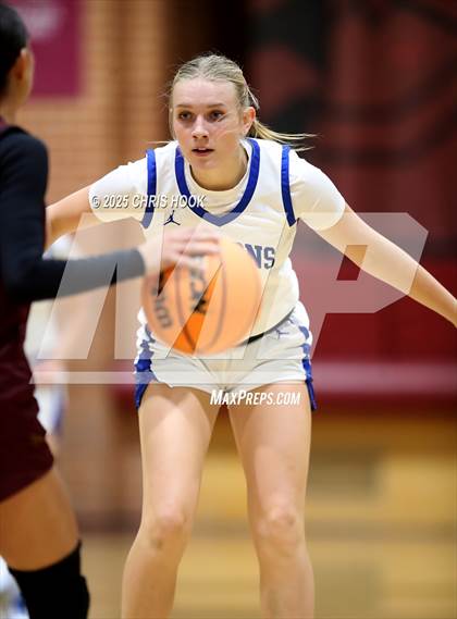 Thumbnail 1 in Catalina Foothills vs Nogales (Salpointe Cactus Clash) photogallery.