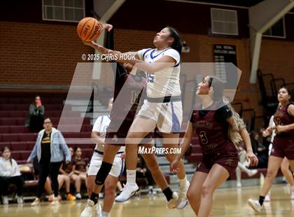 Thumbnail 2 in Catalina Foothills vs Nogales (Salpointe Cactus Clash) photogallery.