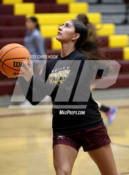 Thumbnail 2 in Catalina Foothills vs Nogales (Salpointe Cactus Clash) photogallery.