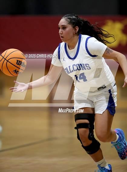 Thumbnail 3 in Catalina Foothills vs Nogales (Salpointe Cactus Clash) photogallery.