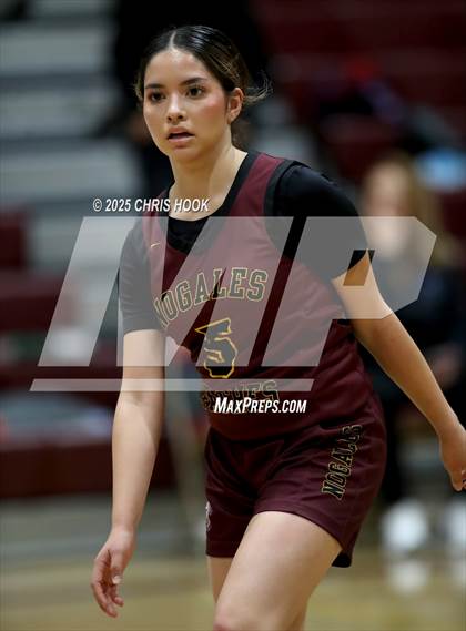 Thumbnail 2 in Catalina Foothills vs Nogales (Salpointe Cactus Clash) photogallery.