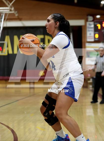 Thumbnail 1 in Catalina Foothills vs Nogales (Salpointe Cactus Clash) photogallery.