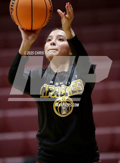 Thumbnail 2 in Catalina Foothills vs Nogales (Salpointe Cactus Clash) photogallery.