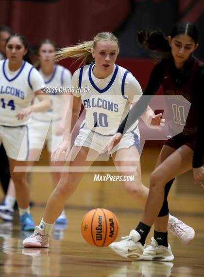 Thumbnail 3 in Catalina Foothills vs Nogales (Salpointe Cactus Clash) photogallery.