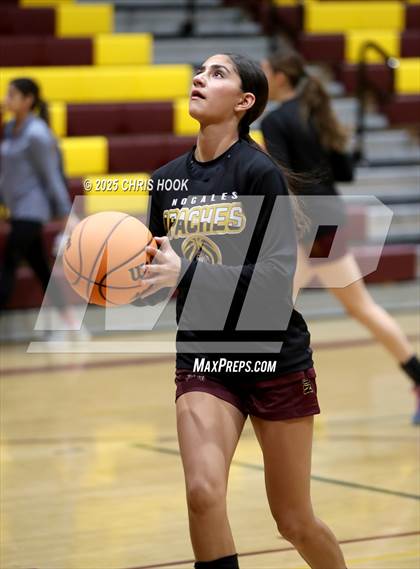 Thumbnail 1 in Catalina Foothills vs Nogales (Salpointe Cactus Clash) photogallery.
