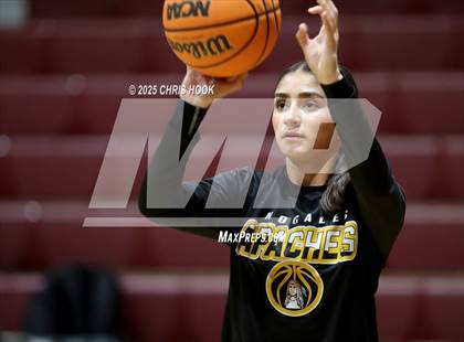 Thumbnail 2 in Catalina Foothills vs Nogales (Salpointe Cactus Clash) photogallery.