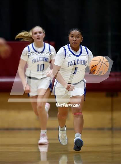 Thumbnail 2 in Catalina Foothills vs Nogales (Salpointe Cactus Clash) photogallery.