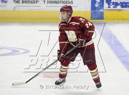 Thumbnail 3 in Boston College High vs. Notre Dame Catholic (Notre Dame New Year's Invitational Final) photogallery.