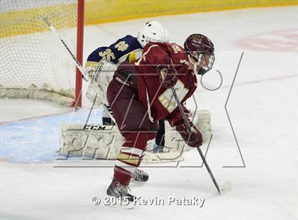 Thumbnail 2 in Boston College High vs. Notre Dame Catholic (Notre Dame New Year's Invitational Final) photogallery.