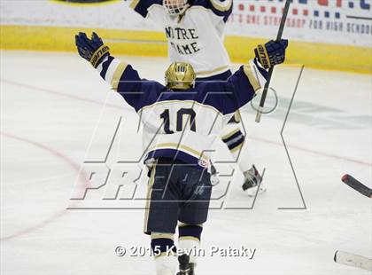 Thumbnail 2 in Boston College High vs. Notre Dame Catholic (Notre Dame New Year's Invitational Final) photogallery.