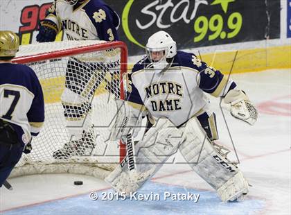 Thumbnail 1 in Boston College High vs. Notre Dame Catholic (Notre Dame New Year's Invitational Final) photogallery.