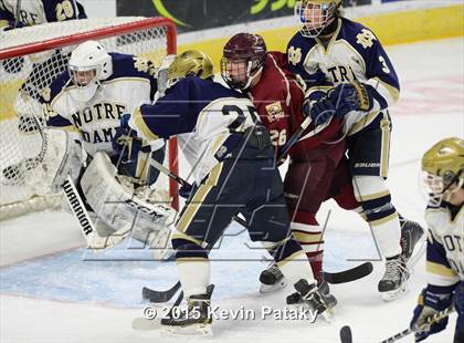 Thumbnail 2 in Boston College High vs. Notre Dame Catholic (Notre Dame New Year's Invitational Final) photogallery.