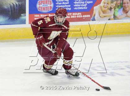 Thumbnail 2 in Boston College High vs. Notre Dame Catholic (Notre Dame New Year's Invitational Final) photogallery.