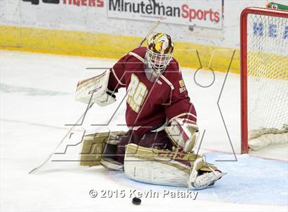 Thumbnail 2 in Boston College High vs. Notre Dame Catholic (Notre Dame New Year's Invitational Final) photogallery.