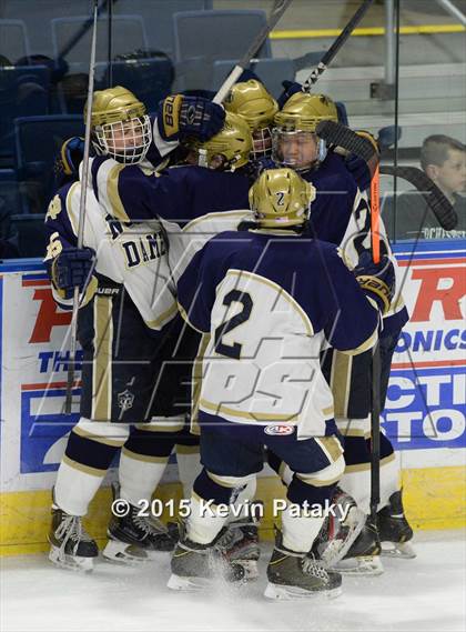 Thumbnail 1 in Boston College High vs. Notre Dame Catholic (Notre Dame New Year's Invitational Final) photogallery.