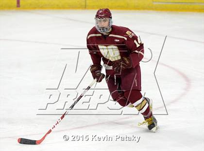 Thumbnail 2 in Boston College High vs. Notre Dame Catholic (Notre Dame New Year's Invitational Final) photogallery.