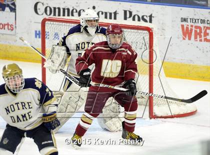 Thumbnail 2 in Boston College High vs. Notre Dame Catholic (Notre Dame New Year's Invitational Final) photogallery.