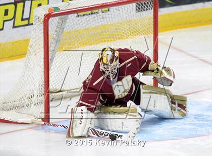 Thumbnail 2 in Boston College High vs. Notre Dame Catholic (Notre Dame New Year's Invitational Final) photogallery.