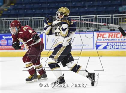 Thumbnail 2 in Boston College High vs. Notre Dame Catholic (Notre Dame New Year's Invitational Final) photogallery.