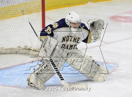 Thumbnail 2 in Boston College High vs. Notre Dame Catholic (Notre Dame New Year's Invitational Final) photogallery.