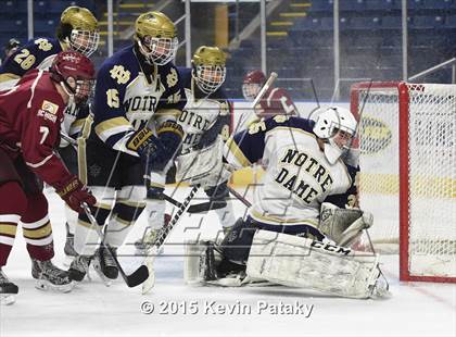 Thumbnail 3 in Boston College High vs. Notre Dame Catholic (Notre Dame New Year's Invitational Final) photogallery.
