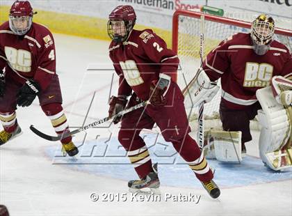 Thumbnail 2 in Boston College High vs. Notre Dame Catholic (Notre Dame New Year's Invitational Final) photogallery.