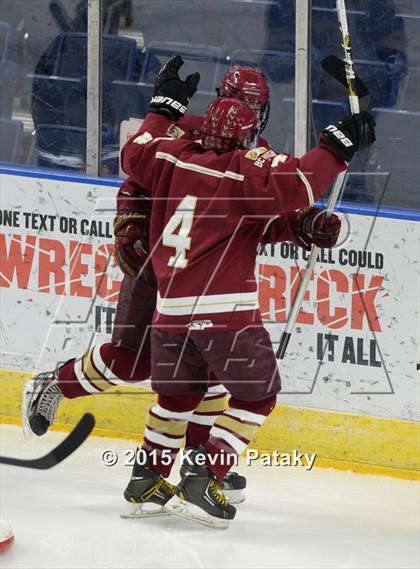 Thumbnail 1 in Boston College High vs. Notre Dame Catholic (Notre Dame New Year's Invitational Final) photogallery.
