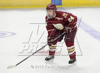 Thumbnail 3 in Boston College High vs. Notre Dame Catholic (Notre Dame New Year's Invitational Final) photogallery.