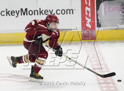 Thumbnail 2 in Boston College High vs. Notre Dame Catholic (Notre Dame New Year's Invitational Final) photogallery.