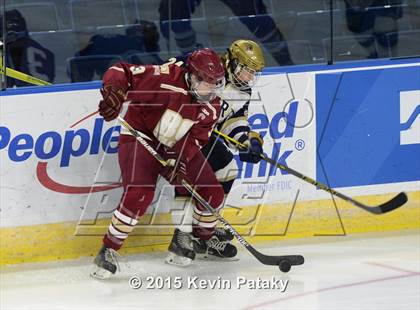 Thumbnail 2 in Boston College High vs. Notre Dame Catholic (Notre Dame New Year's Invitational Final) photogallery.