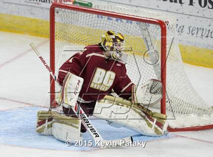 Thumbnail 2 in Boston College High vs. Notre Dame Catholic (Notre Dame New Year's Invitational Final) photogallery.