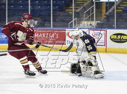 Thumbnail 2 in Boston College High vs. Notre Dame Catholic (Notre Dame New Year's Invitational Final) photogallery.