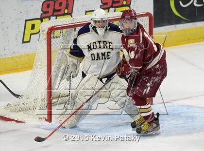 Thumbnail 2 in Boston College High vs. Notre Dame Catholic (Notre Dame New Year's Invitational Final) photogallery.