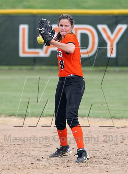 Thumbnail 3 in Gladewater @ Gilmer photogallery.