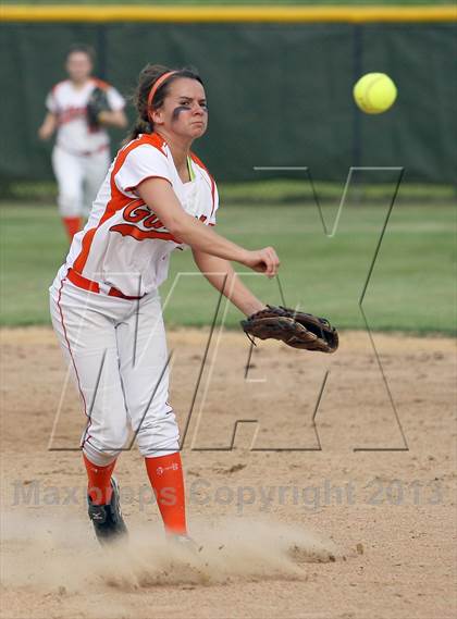Thumbnail 3 in Gladewater @ Gilmer photogallery.